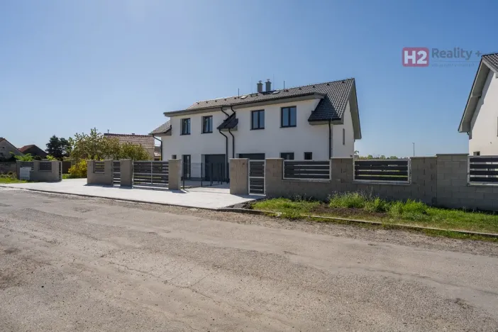 Prodej rodinného domu, Přerov nad Labem, 127 m2