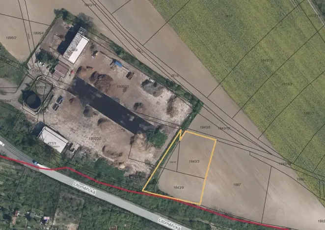 Prodej komerčního pozemku, Štětí, 4216 m2