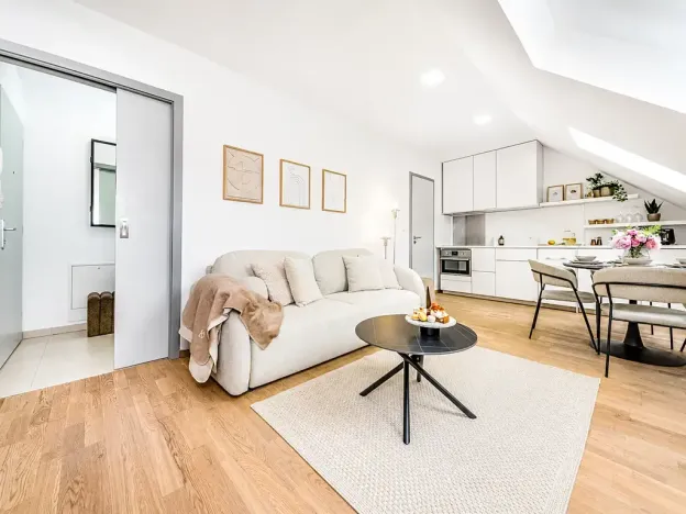 Prodej ubytování, Praha - Smíchov, Bieblova, 57 m2