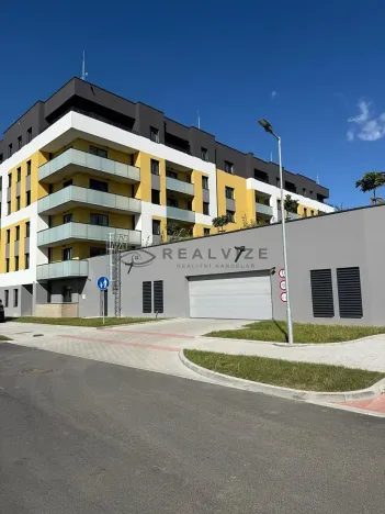 Pronájem bytu 3+kk, České Budějovice, Čakovská, 84 m2