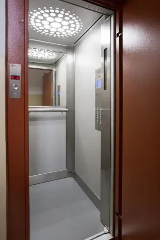 Pronájem bytu 2+kk, Praha - Karlín, Křižíkova, 48 m2