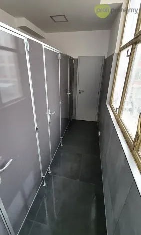 Pronájem skladu, Zlín, Šedesátá, 3000 m2