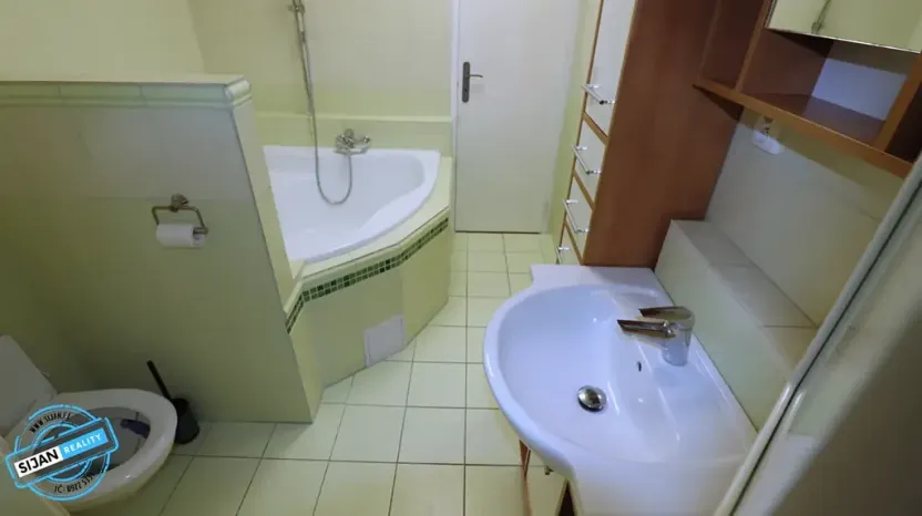 Pronájem bytu 1+1, Krnov, SPC A, 41 m2