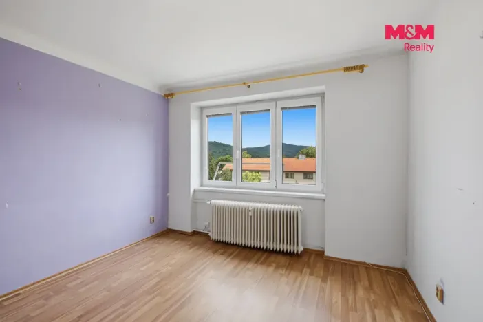 Prodej bytu 3+1, Jince, Čenkovská, 69 m2