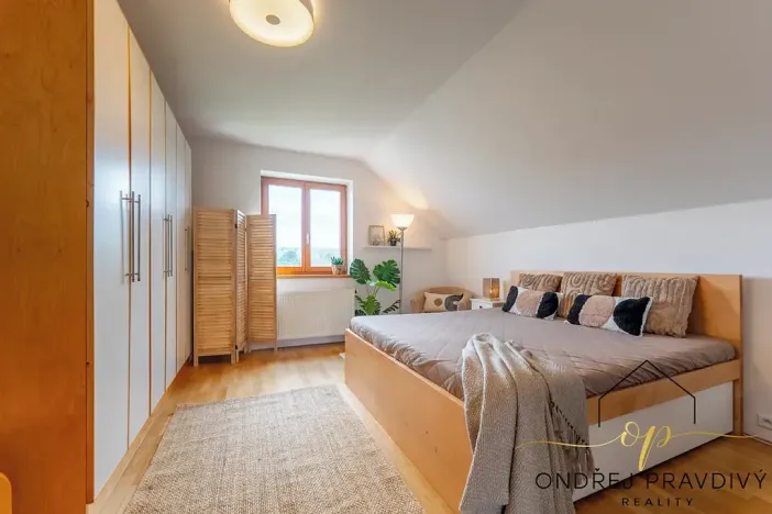 Prodej rodinného domu, Liteň, Karlštejnská, 237 m2