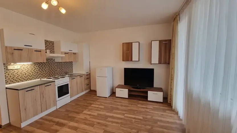 Pronájem bytu 1+kk, Plzeň, Jesenická, 32 m2