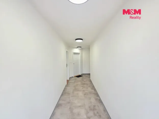 Prodej bytu 1+kk, Praha - Vršovice, Kubánské náměstí, 19 m2