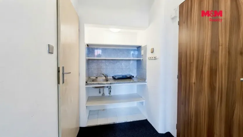 Pronájem bytu 1+kk, Olomouc - Hodolany, Zeyerova, 18 m2