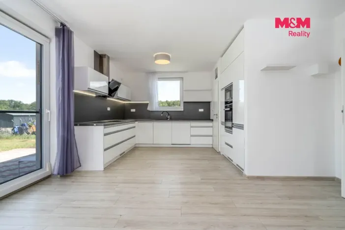 Prodej rodinného domu, Labské Chrčice, 111 m2