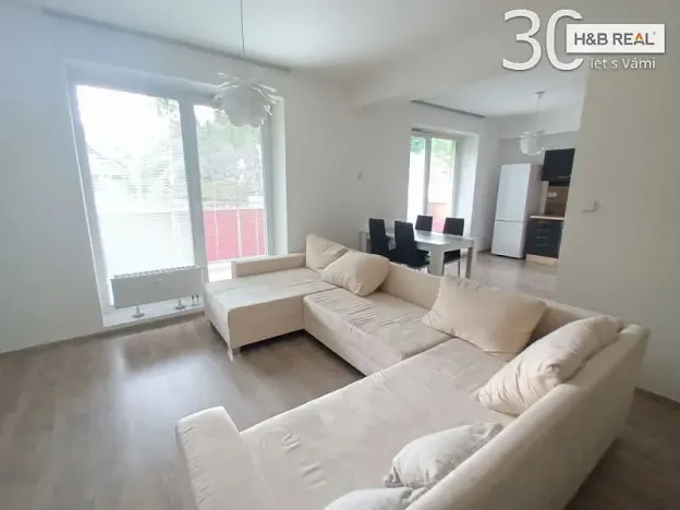 Pronájem bytu 1+kk, Vsetín, 46 m2