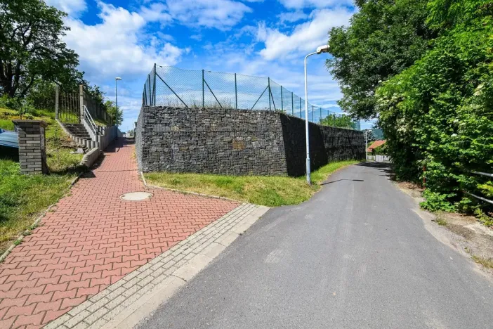 Prodej pozemku, Praha - Lipence, Boudova, 2214 m2