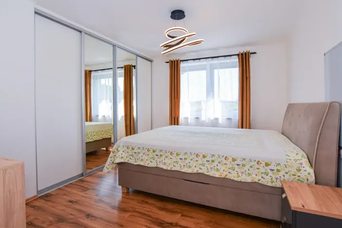 Prodej obchodního prostoru, Říčany - Jažlovice, Jažlovická, 249 m2