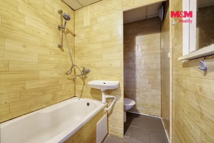 Pronájem bytu 1+1, Chomutov, 17. listopadu, 36 m2