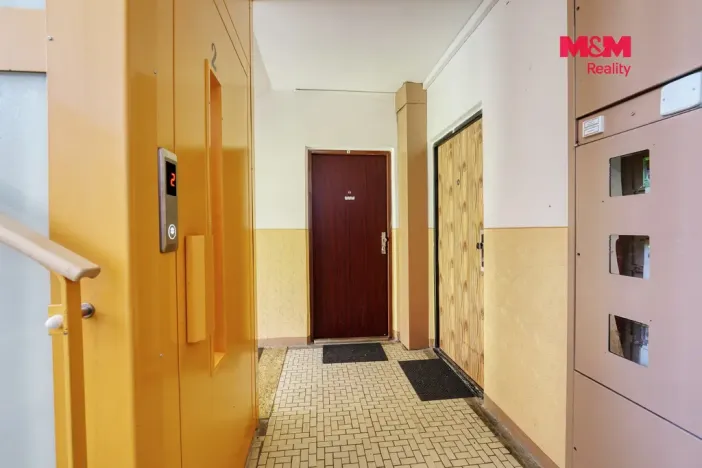 Pronájem bytu 1+1, Chomutov, 17. listopadu, 36 m2