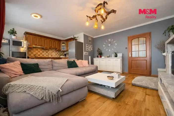 Prodej bytu 4+1, Litoměřice - Pokratice, Ladova, 77 m2
