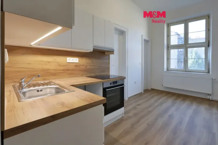 Pronájem bytu 4+1, Český Těšín, Odboje, 105 m2