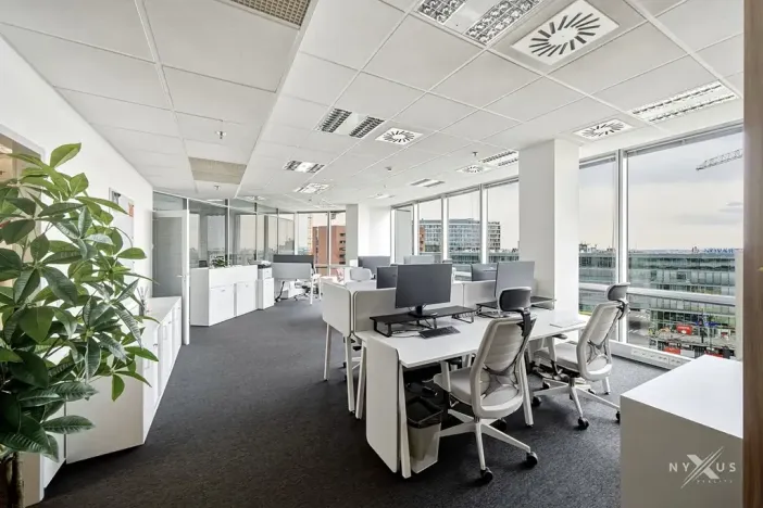 Pronájem kanceláře, Praha - Nusle, Na strži, 208 m2