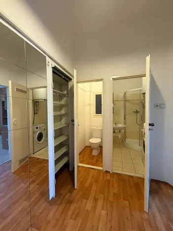 Pronájem bytu 1+kk, Praha - Libeň, U Balabenky, 30 m2