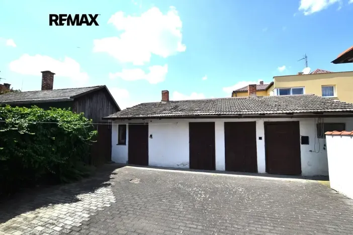 Prodej rodinného domu, Chrást, 9. května, 245 m2
