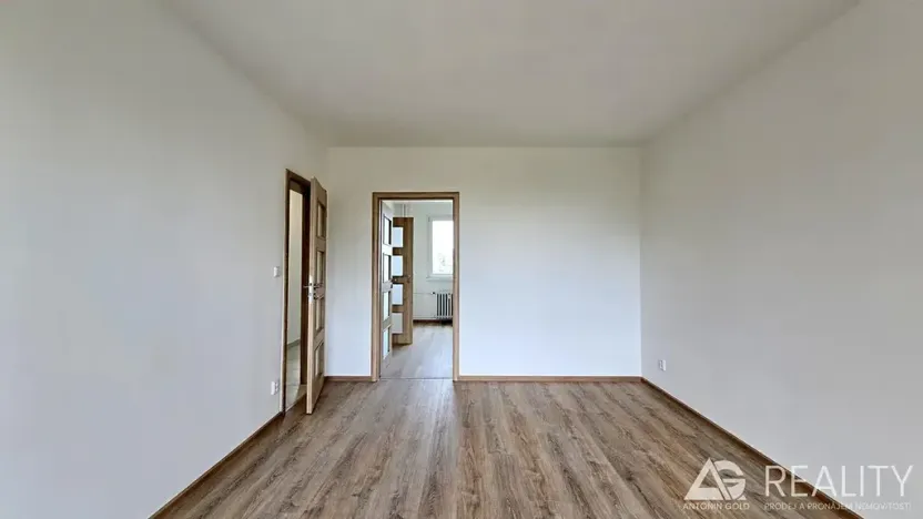 Pronájem bytu 2+1, Praha - Malešice, Chotutická, 54 m2