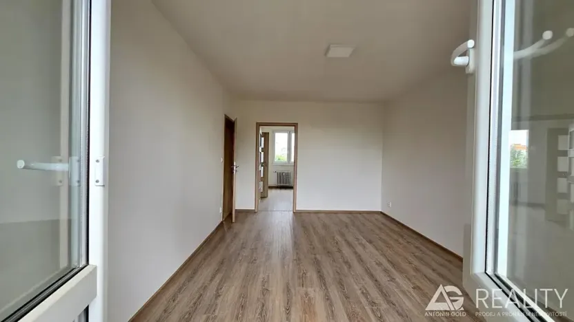 Pronájem bytu 2+1, Praha - Malešice, Chotutická, 54 m2