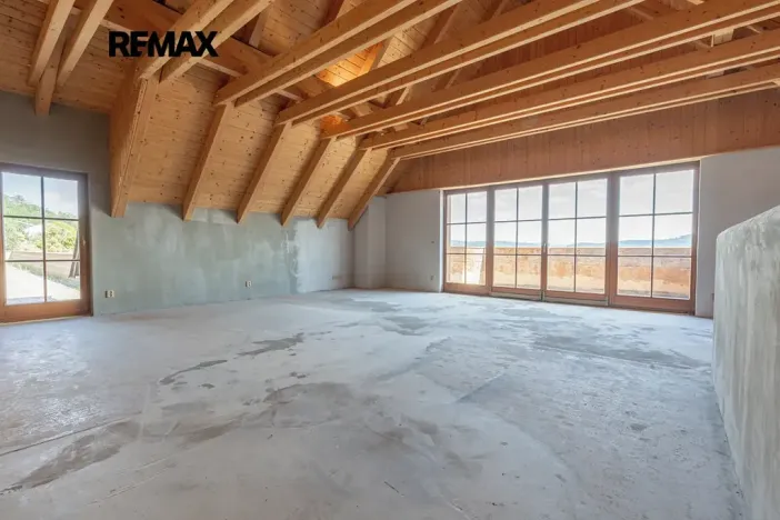 Prodej vily, Králův Dvůr, Pod Lesem, 708 m2