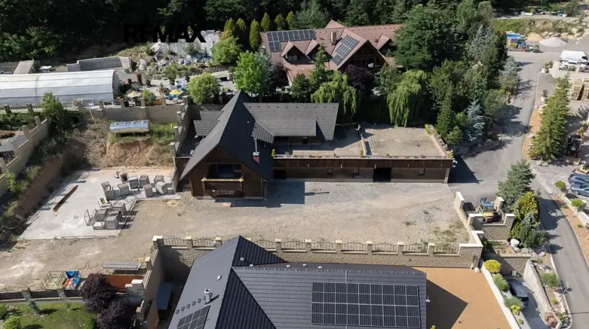 Prodej vily, Králův Dvůr, Pod Lesem, 708 m2