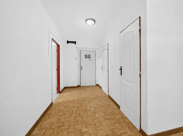 Prodej bytu 3+1, Černuc, 79 m2