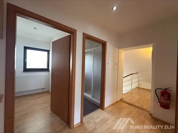 Pronájem kanceláře, Zlín, Svat. Čecha, 48 m2