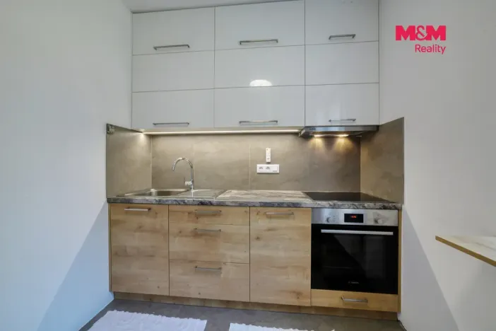 Pronájem bytu 3+1, Planá, Fučíkova, 63 m2