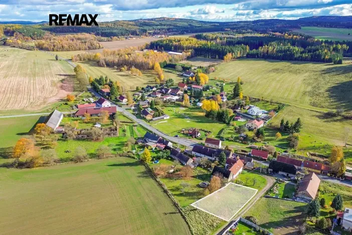 Prodej pozemku pro bydlení, Chomle, 757 m2