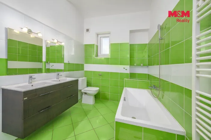 Prodej rodinného domu, Žleby, Ronovská, 177 m2