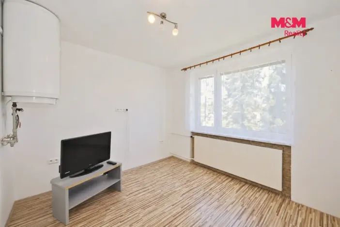 Prodej bytu 3+1, Nadějov, 85 m2