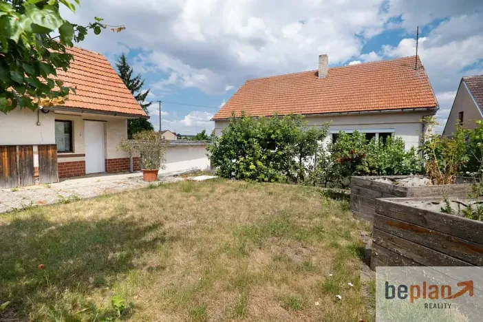 Prodej rodinného domu, Drnholec, Tyršova, 300 m2