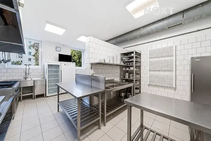 Pronájem restaurace, Olomouc, V hlinkách, 320 m2