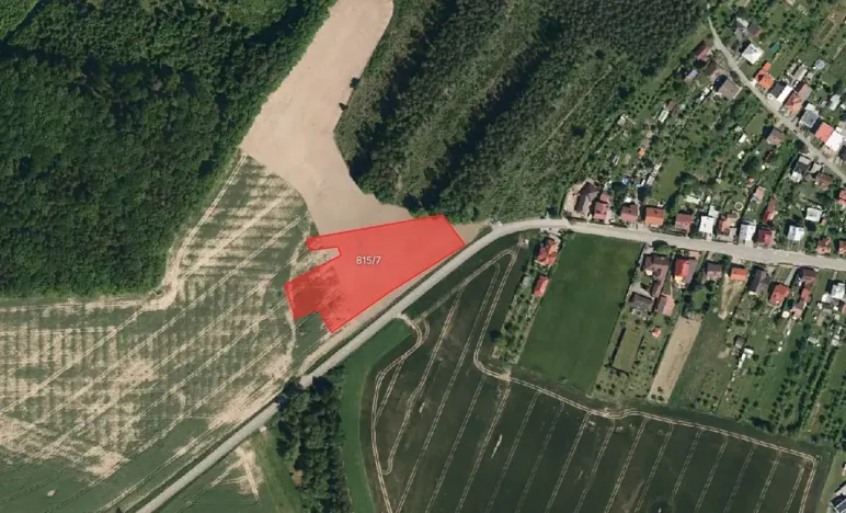 Prodej pole, Zlín, 7738 m2