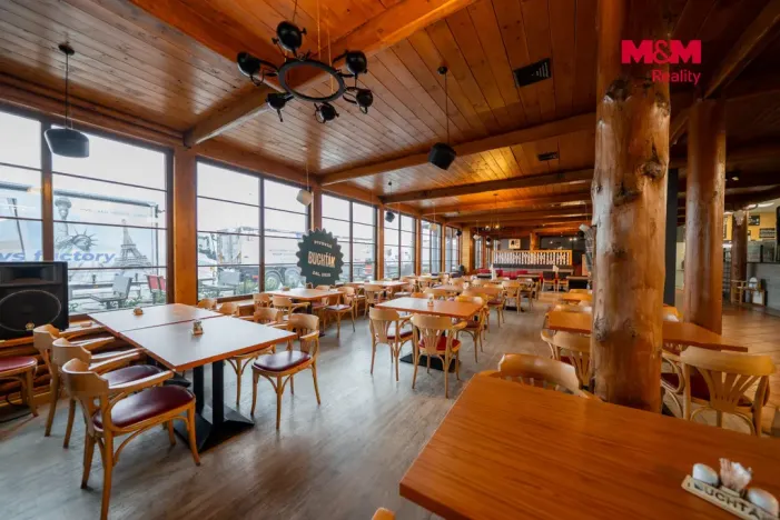 Prodej obchodního prostoru, Olomouc - Nemilany, 600 m2