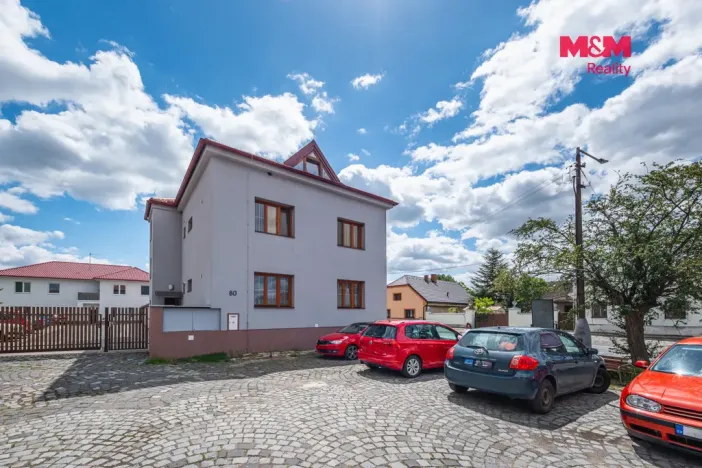 Prodej bytu 3+kk, Rožďalovice, Náměstí, 68 m2
