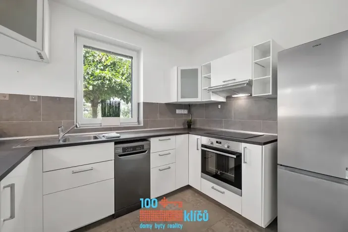 Prodej rodinného domu, Hradištko, K Budákovu, 140 m2