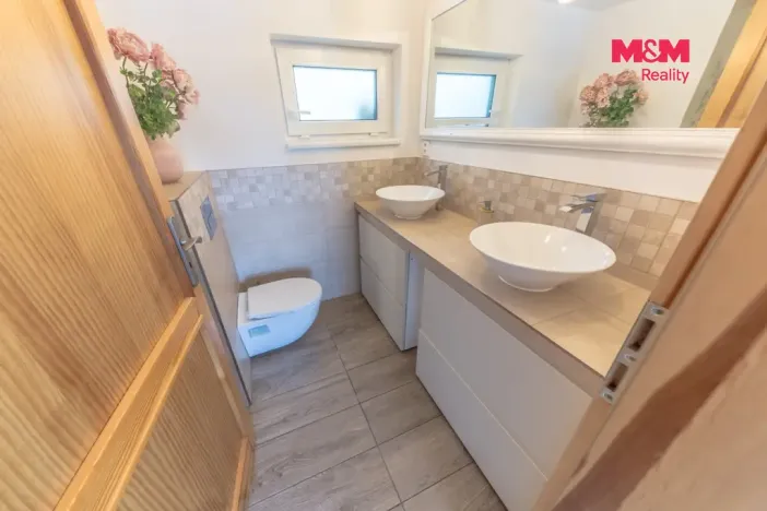 Prodej rodinného domu, Řepín, Mělnická, 262 m2