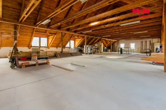 Prodej obchodního prostoru, Jeseník, Moravská, 1051 m2