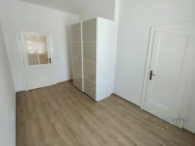 Pronájem bytu 2+kk, Praha - Holešovice, Přístavní, 40 m2