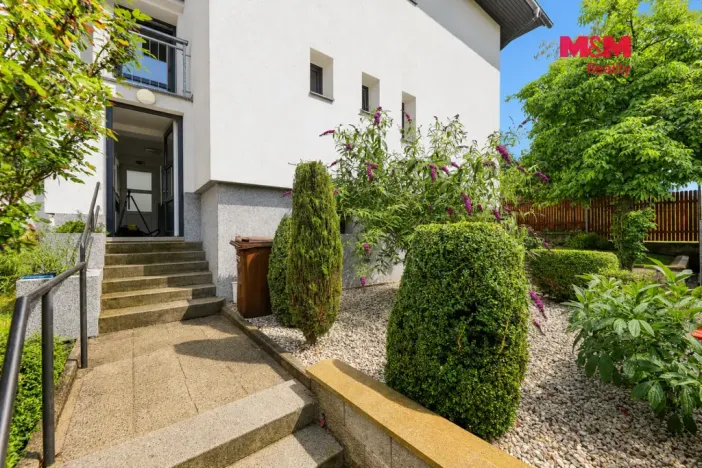 Prodej bytu 3+kk, Karlovy Vary - Drahovice, Mánesova, 68 m2
