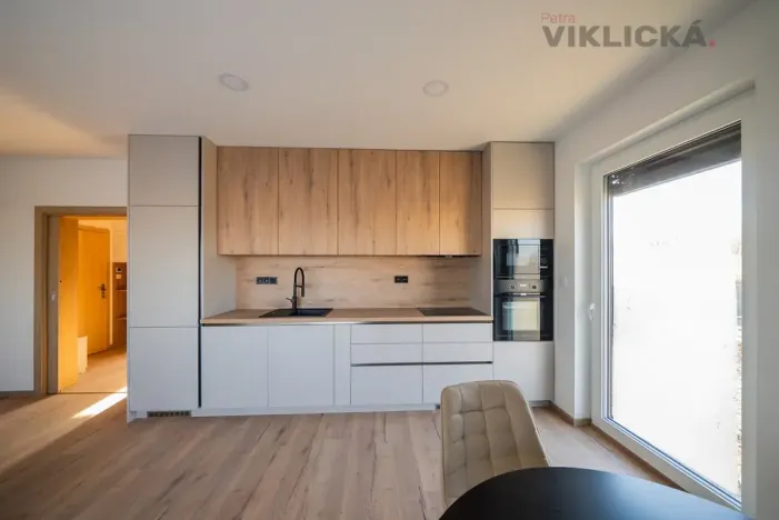 Prodej bytu 2+kk, Zaječí, Hlavní, 60 m2