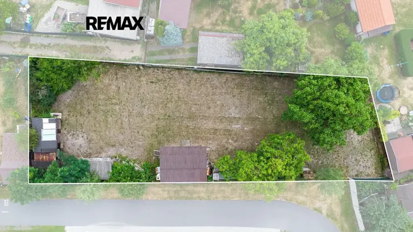 Prodej pozemku pro bydlení, Břasy, 678 m2