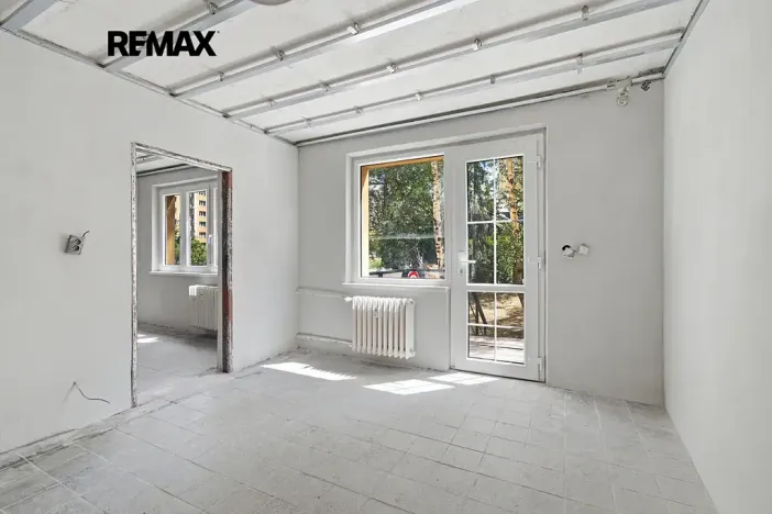Prodej komerční nemovitosti, Plzeň, Rokycanská, 27 m2