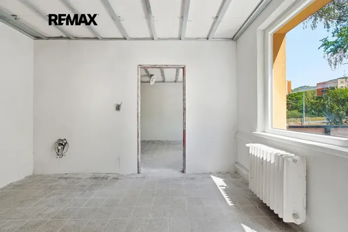 Prodej komerční nemovitosti, Plzeň, Rokycanská, 27 m2
