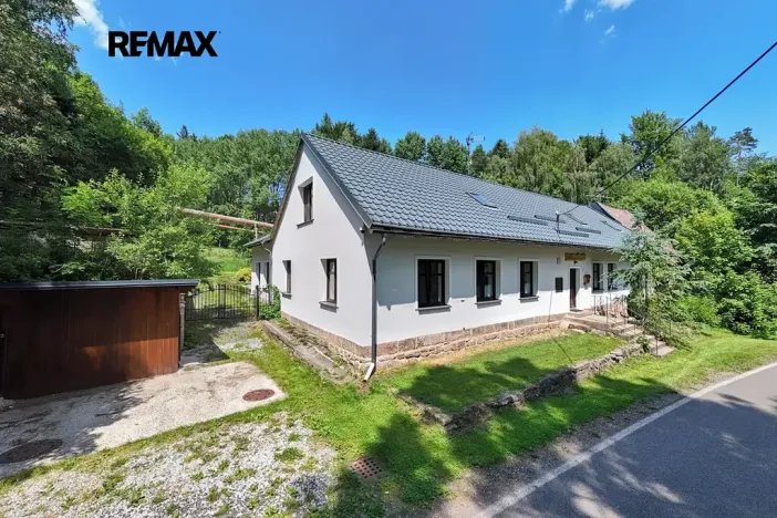 Prodej rodinného domu, Radvanice, 215 m2