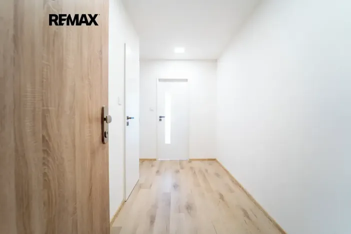 Pronájem bytu 2+kk, Praha - Háje, Mendelova, 49 m2