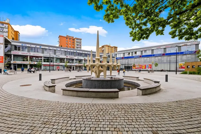 Pronájem obchodního prostoru, Praha - Hloubětín, Poděbradská, 197 m2